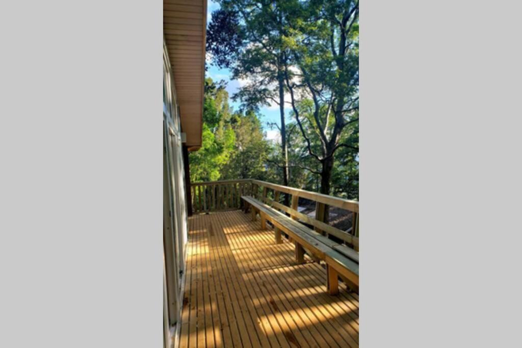 Con Vistas Al Rio Y La Selva Valdiviana Casa de férias