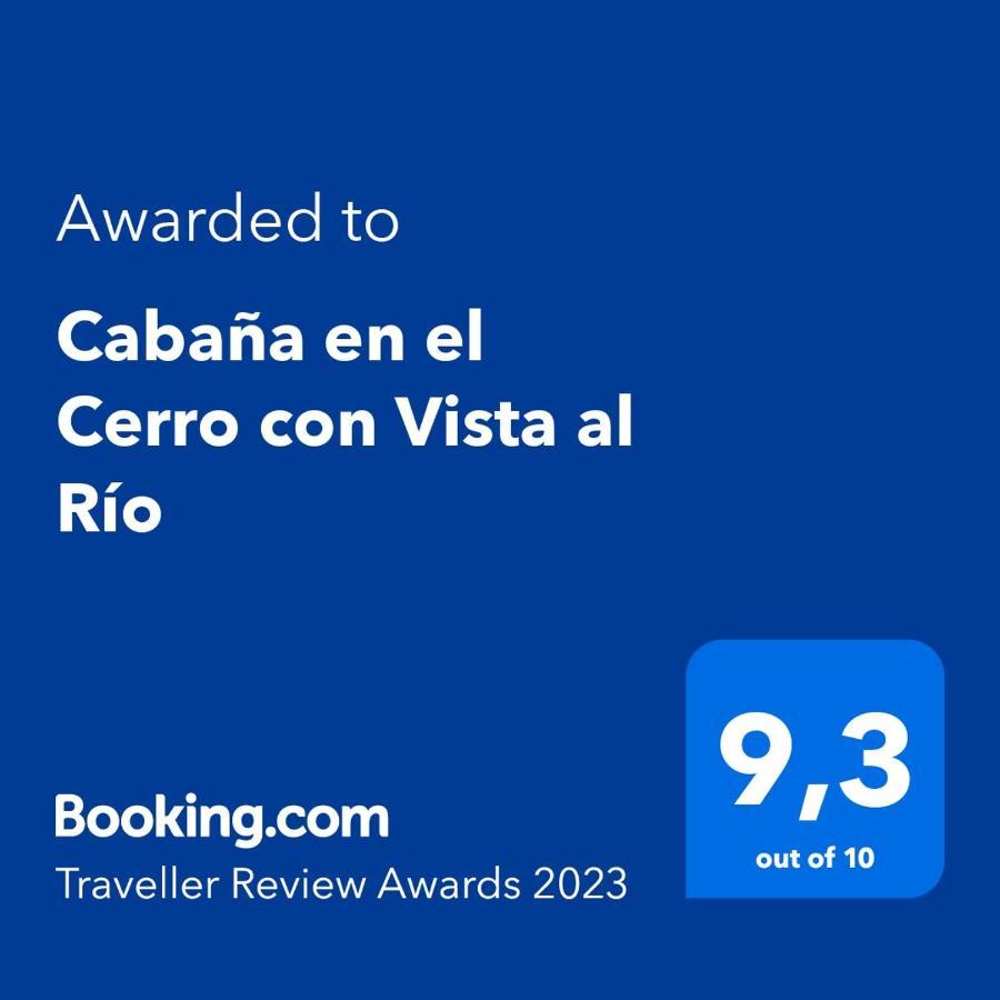 Con Vistas Al Rio Y La Selva Valdiviana Casa de férias
